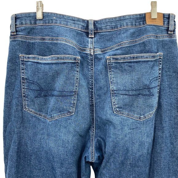 AMERICAN EAGLE BARELY WORN STRETCH MOM BLUE JEANS WOMENS 18 R - Picture 5 of 5